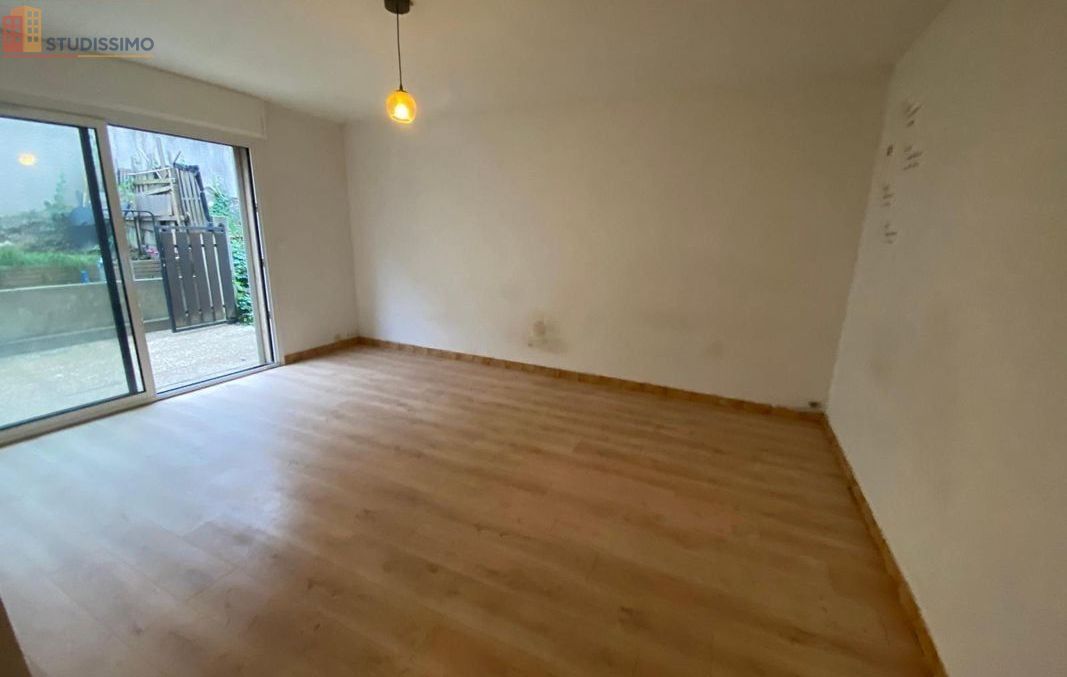 Studio 43m² Feyzin - spacieux, lumineux - Photo 3