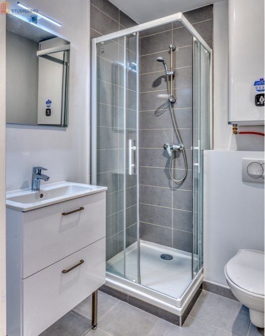 Studio meublé 16m² Lyon 7e - Proche EM Lyon, disponible - Photo 1