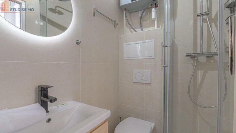 Studio meublé 17m² Oullins-Pierre-Bénite - Mezzanine, proche métro - Photo 1