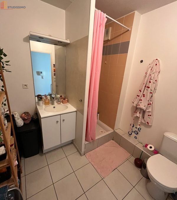 Studio 24m² Bron 69500 - Lumineux, DPE A - Photo 2