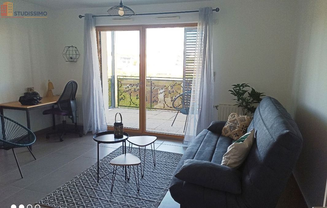 Studio meublé 32m² Bron Université - Rénové, lumineux - Photo 2