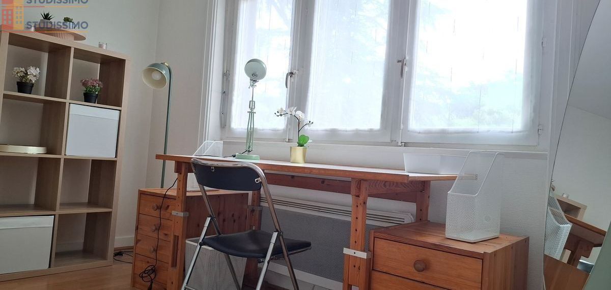 Studio à Écully