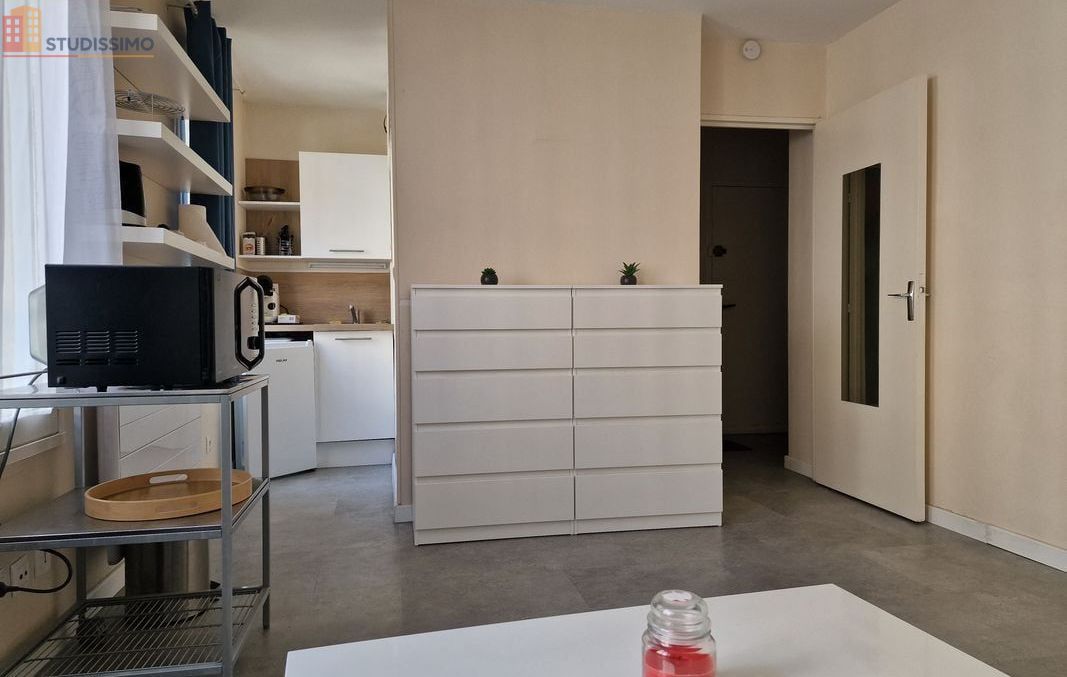 Studio meublé 23m² Rouen 76000 - Proche CHU, meublé - Photo 2