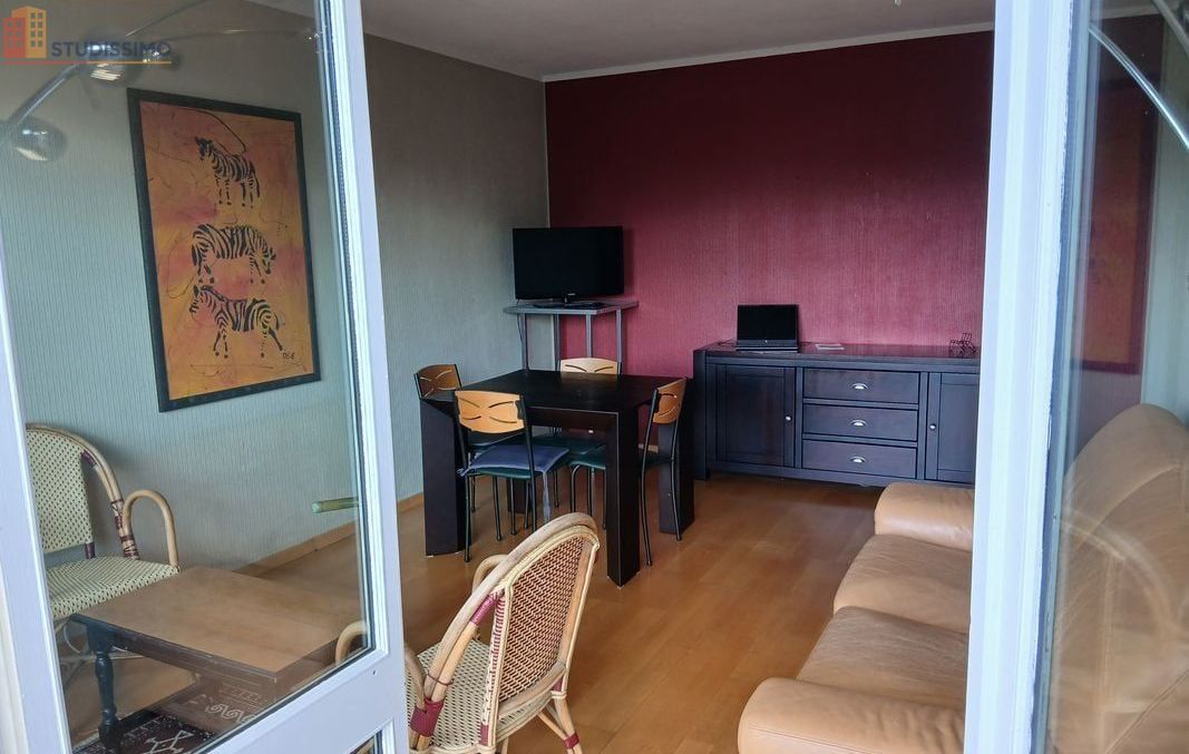 Studio meublé 87m² Villeurbanne - Parking fermé, proche La Doua - Photo 9