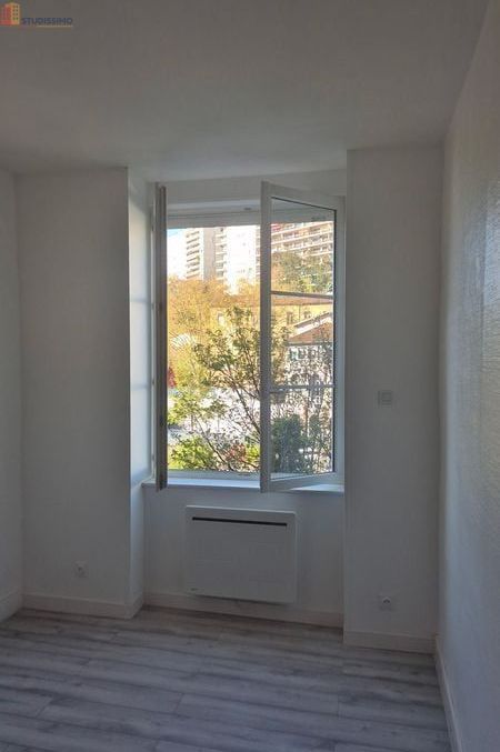 Studio 29m² Caluire-et-Cuire - En bon état - Photo 5