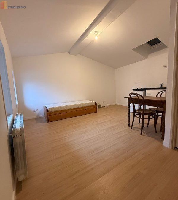 Studio meublé 28m² Courzieu - Meublé, DPE C - Photo 2