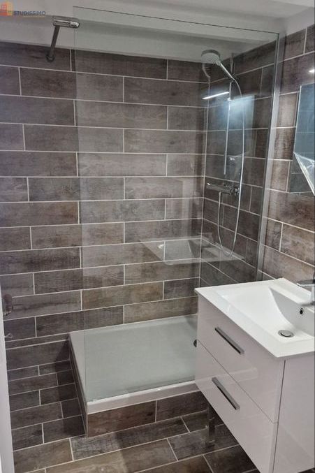 Studio meublé 29m² Caluire-et-Cuire - Rénové, sans vis-à-vis - Photo 1