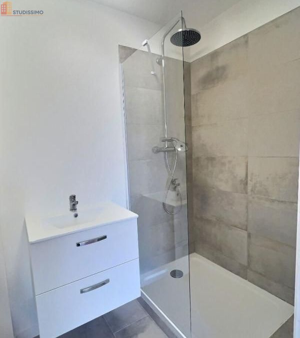 Studio 16m² Angers 49000 - Photo 2