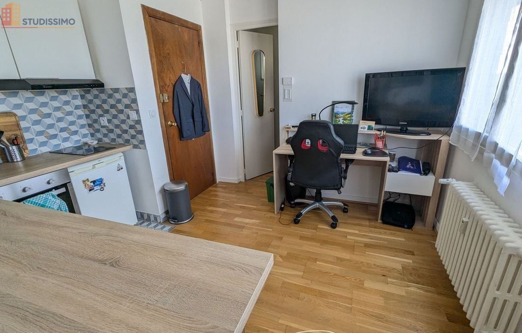 Studio 25m² Angers 49000 - Dernier étage, lumineux - Photo 2