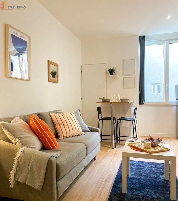Studio meublé 21m² Villefranche-sur-Saône - Centre, calme - Photo 2