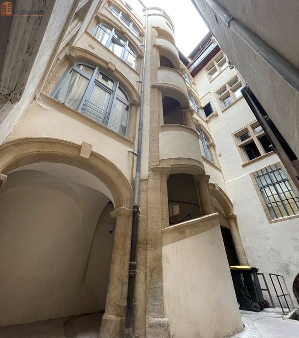 Studio 35m² Lyon 5e Vieux Lyon - Meublé, mezzanine - Photo 3