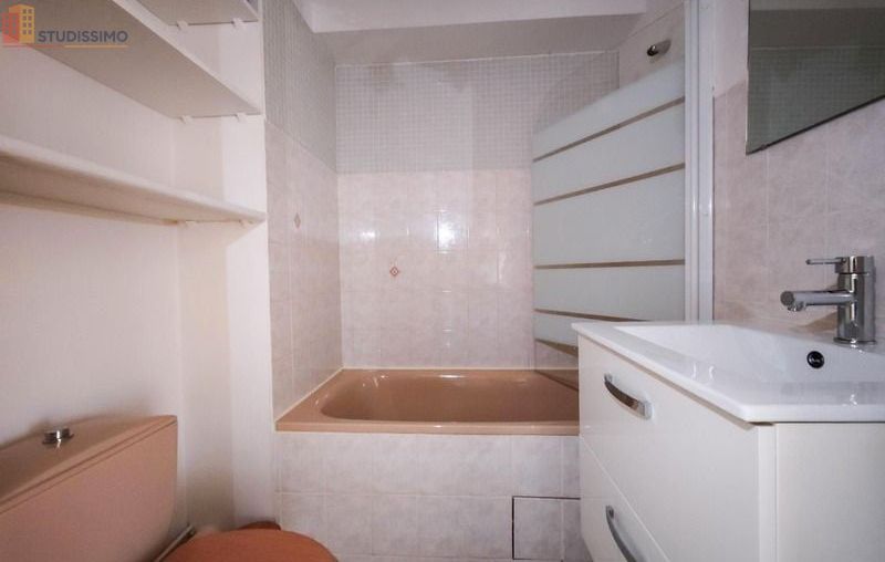 Studio 23m² Cholet - DPE C, 1er étage - Photo 2