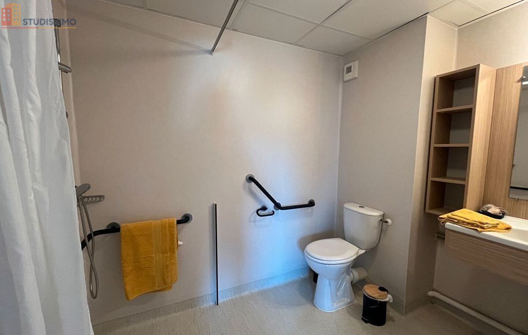 Studio 27m² Avrillé - Dernier étage, lumineux - Photo 3