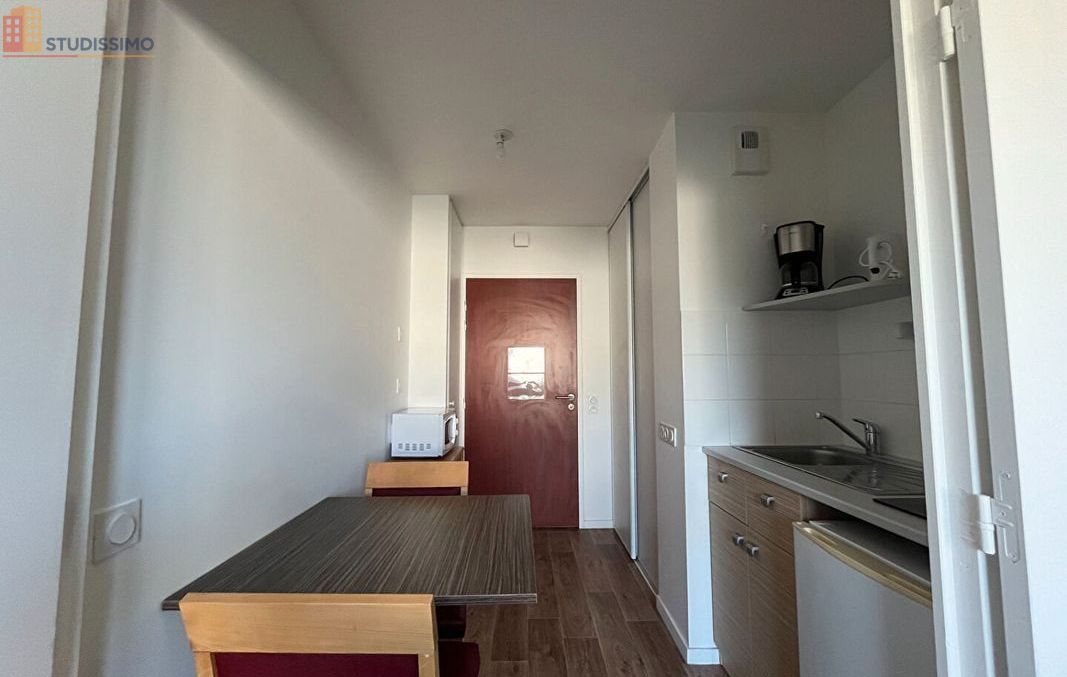 Studio 27m² Avrillé - Dernier étage, lumineux - Photo 2