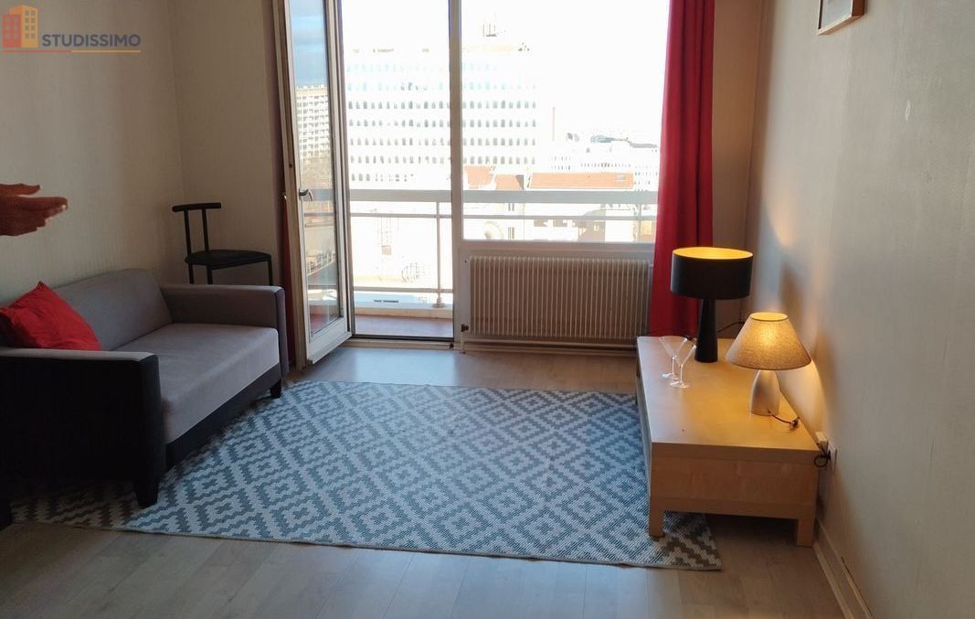 Studio meublé 36m² Lyon 3e - Dernier étage, lumineux - Photo 1