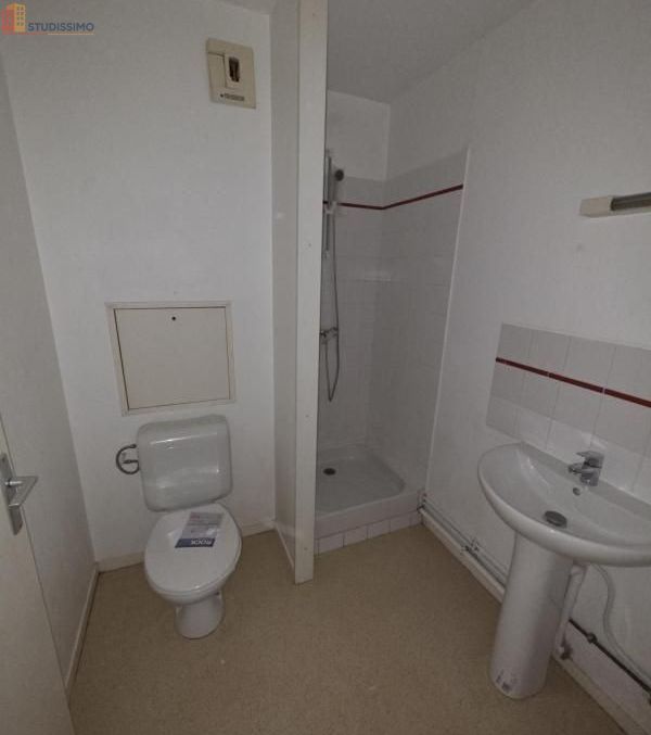 Studio 32m² Angers 49100 - Étage 2, DPE C - Photo 3