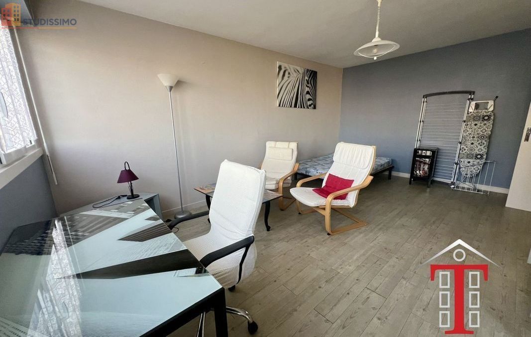 Studio 33m² Angers 49100 - Au 3e, lumineux - Photo 3