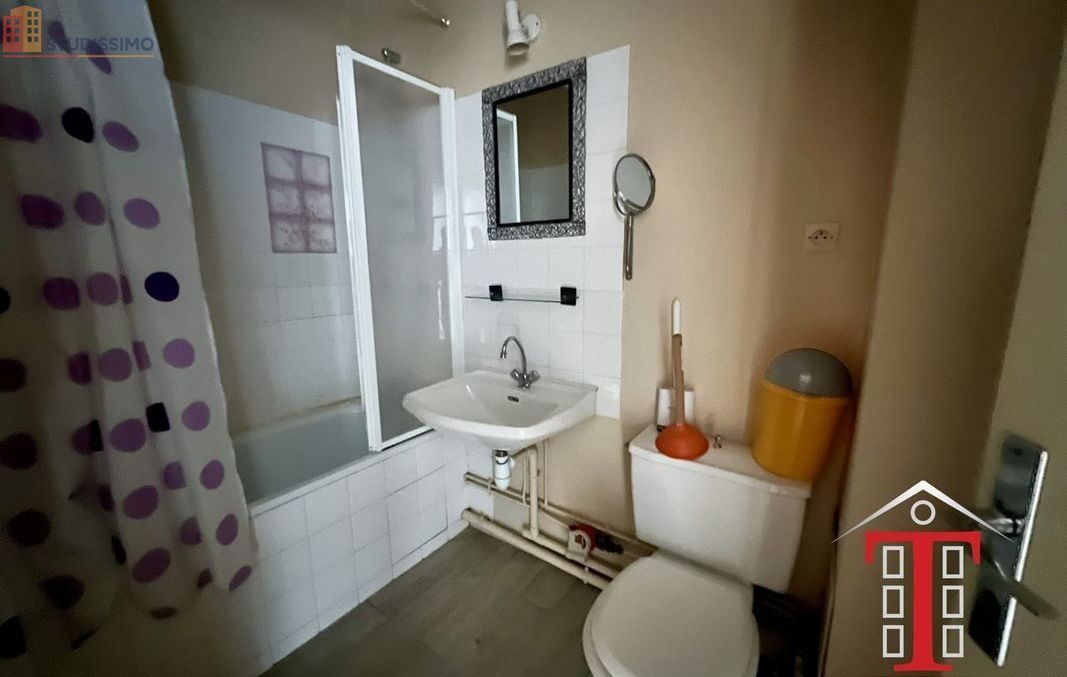 Studio 33m² Angers 49100 - Au 3e, lumineux - Photo 1