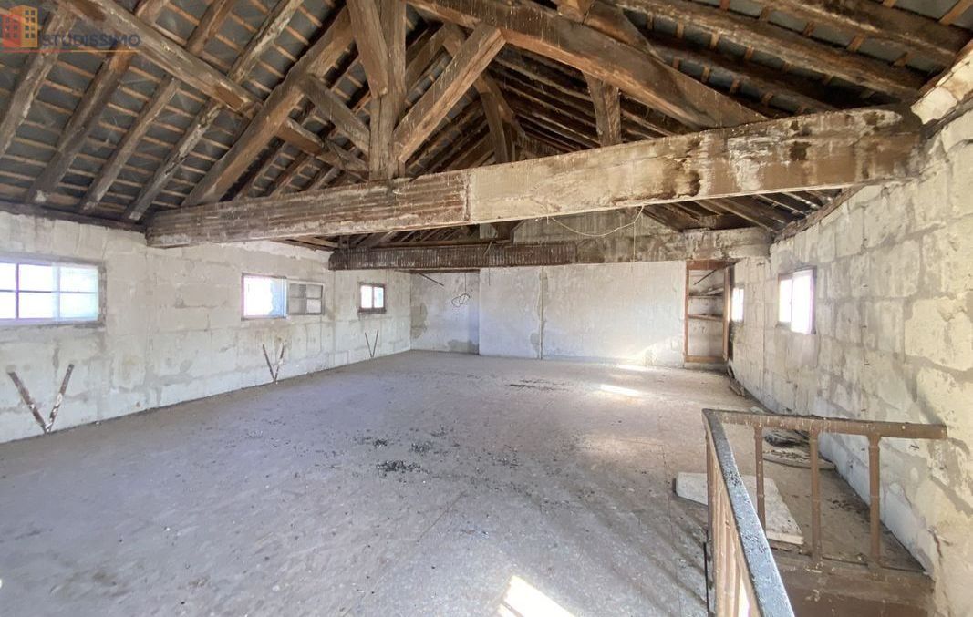 Studio 62m² Saumur - Dernier étage, lumineux - Photo 4