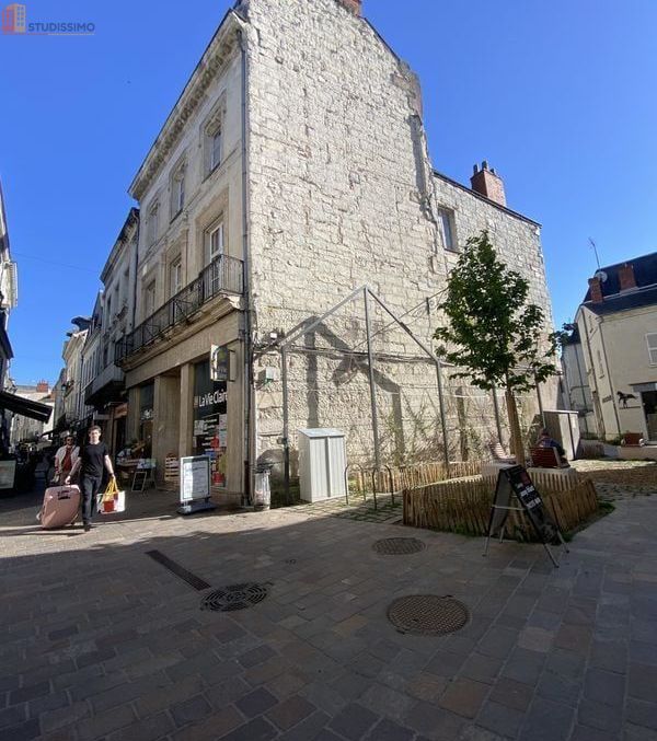 Studio 62m² Saumur - Dernier étage, lumineux - Photo 3
