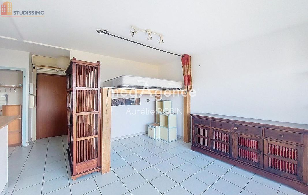 Studio 32m² Cholet - étage élevé, lumineux - Photo 5