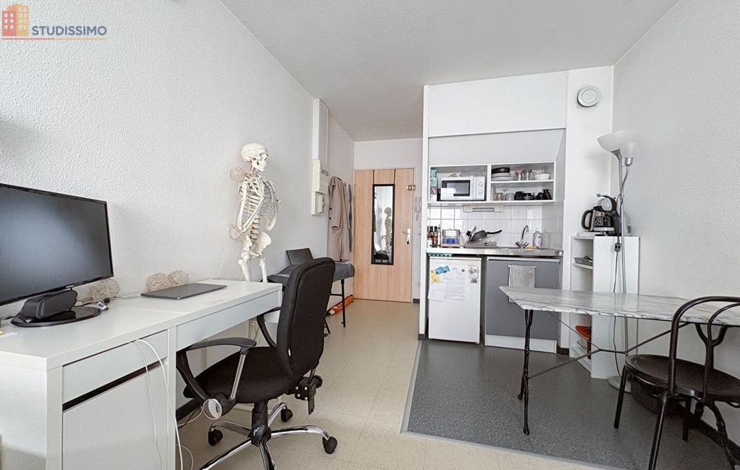 Studio 21m² Angers 49000 - Étage intermédiaire, DPE C - Photo 2