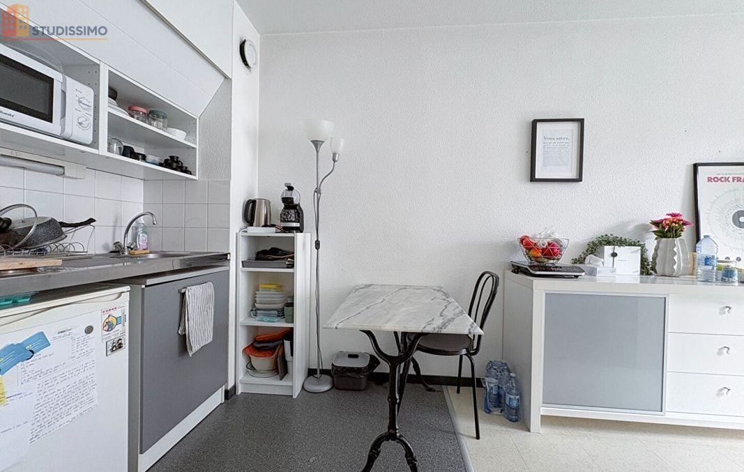 Studio 21m² Angers 49000 - Étage intermédiaire, DPE C - Photo 3