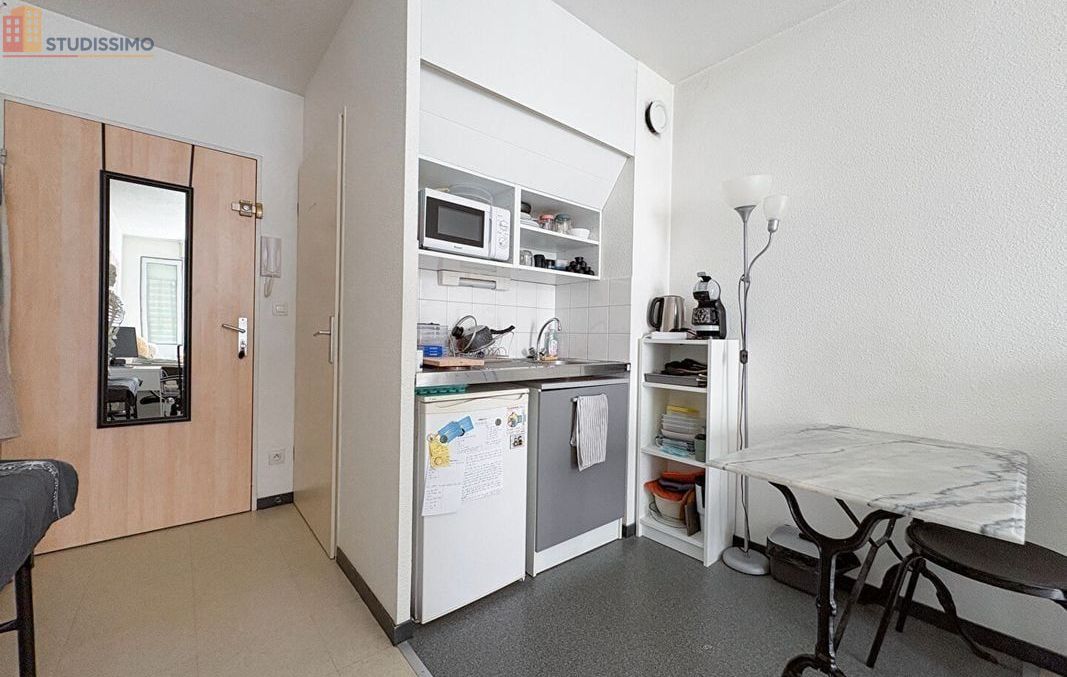 Studio 21m² Angers 49000 - Étage intermédiaire, DPE C - Photo 1