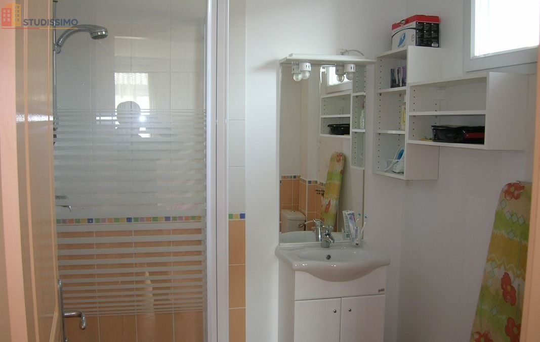 Studio meublé 26m² Villeurbanne - Clim, wifi, résidence sécurisée - Photo 1