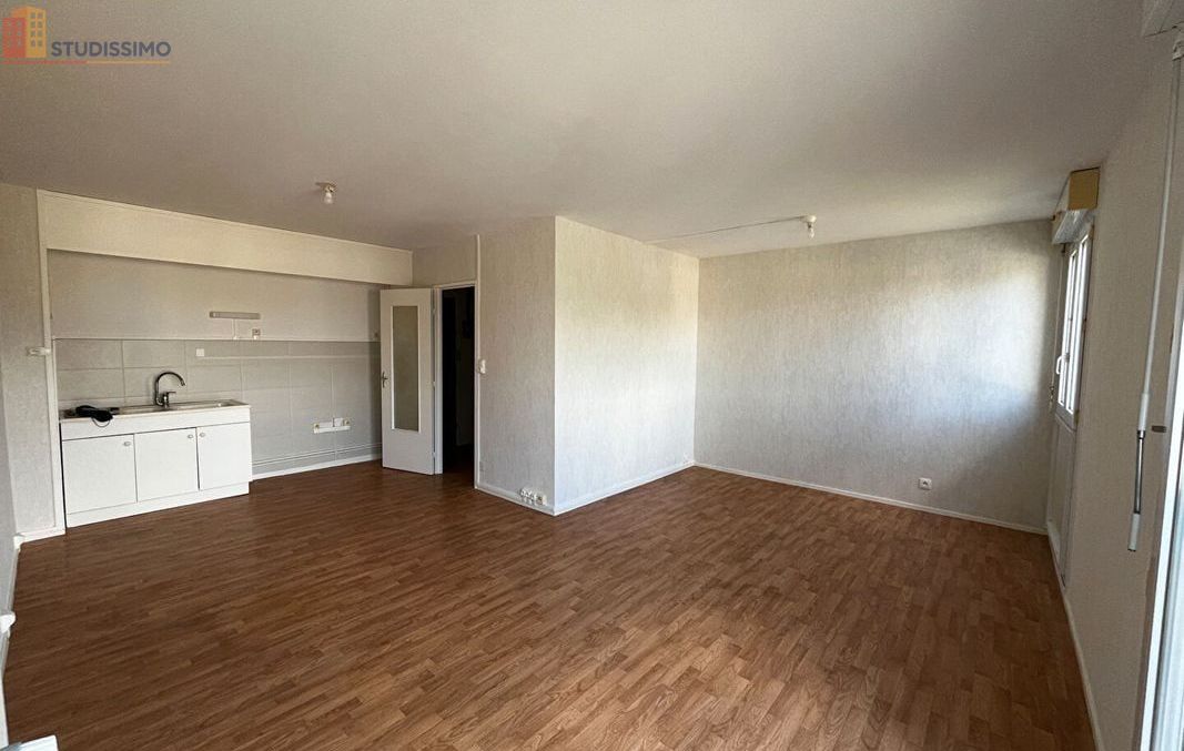 Studio 33m² Seiches-sur-le-Loir - Lumineux, 1er étage - Photo 6