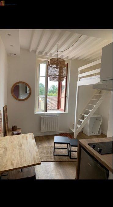 Studio à Écully