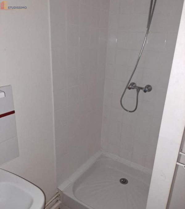 Studio 32m² Angers 49100 - Photo 2