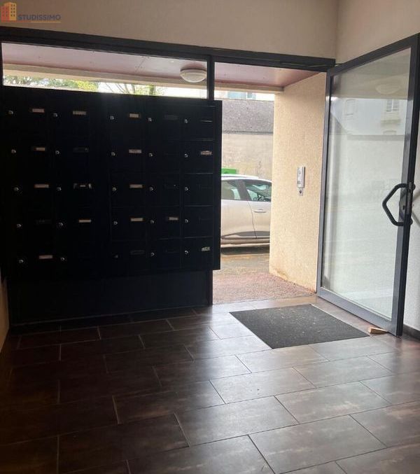 Studio 28m² Angers - DPE C, 2e étage - Photo 2