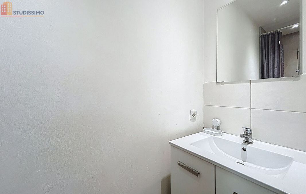 Studio 23m² Angers 49100 - Photo 3