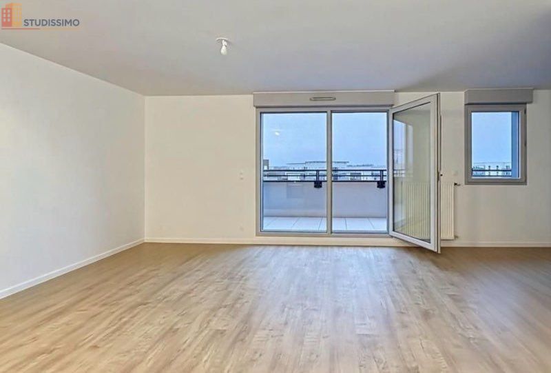 Studio 37m² Angers 49100 - DPE A, 4e étage - Photo 2