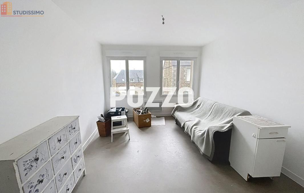 Studio 28m² Saint-Hilaire-du-Harcouët - Étage 1/2 - Photo 3