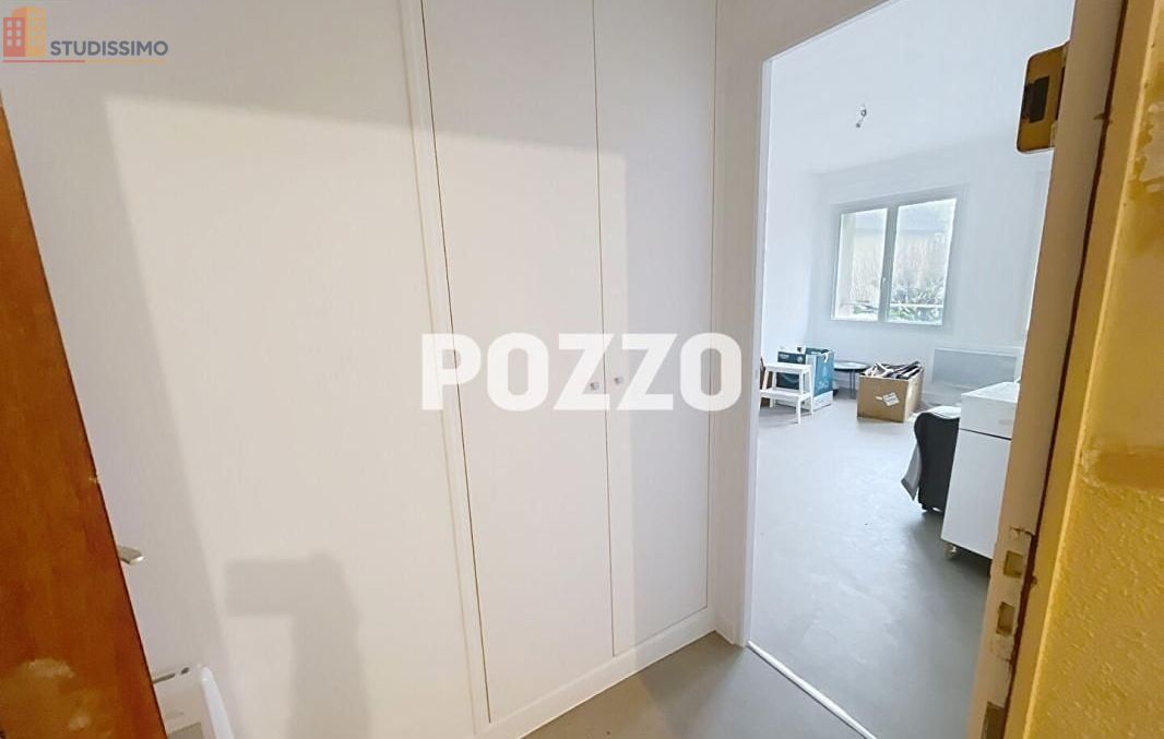Studio 28m² Saint-Hilaire-du-Harcouët - Étage 1/2 - Photo 2