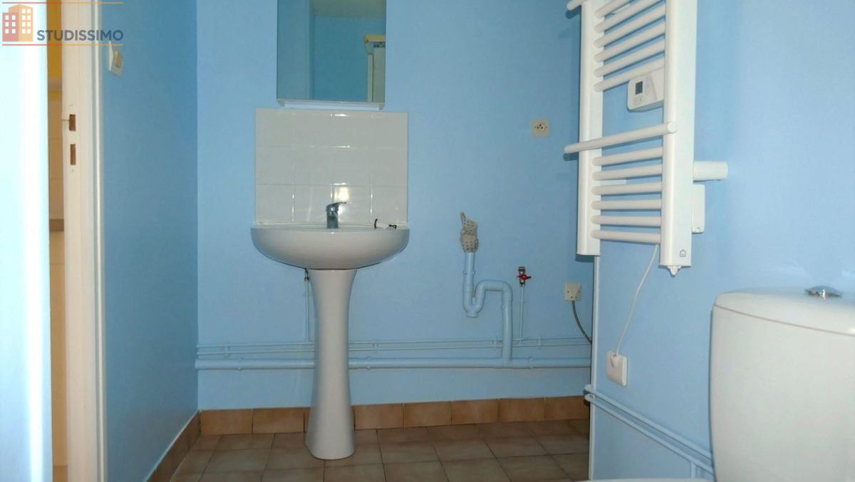 Studio 18m² Lillebonne - calme, lumineux - Photo 3
