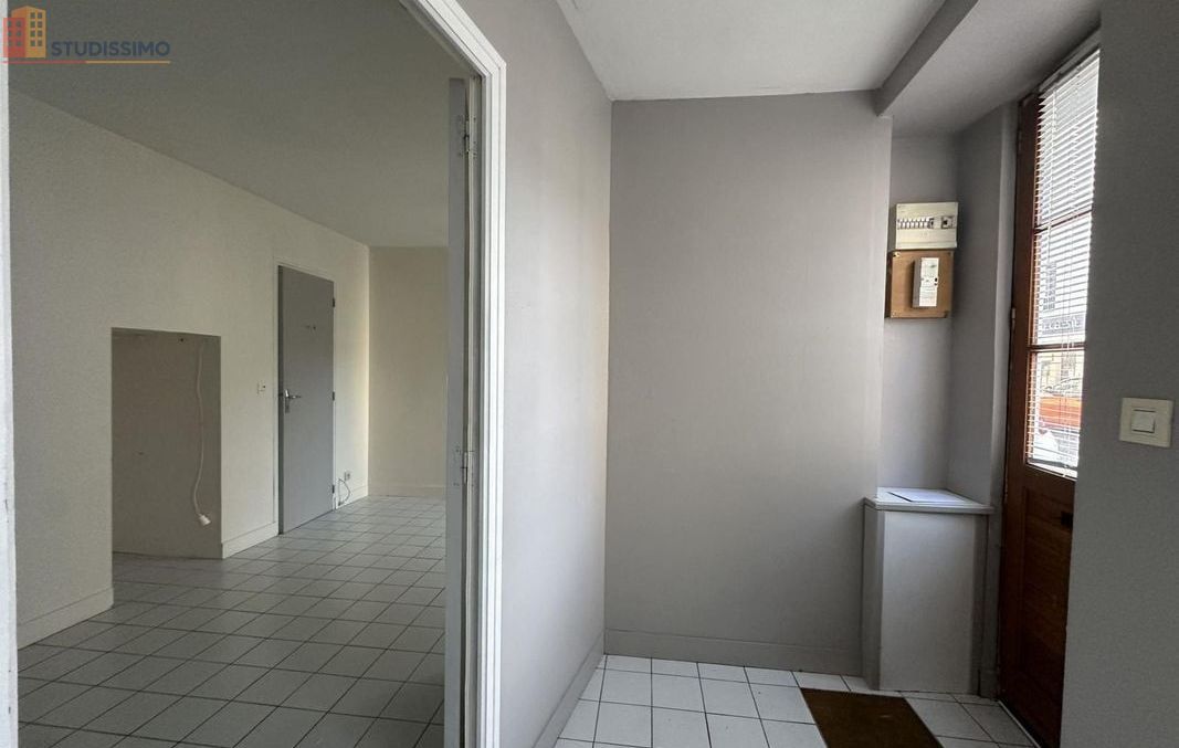 Studio 25m² Granville - DPE D - Photo 1