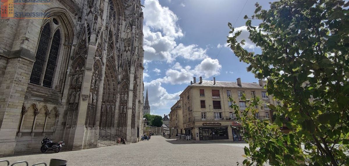 Studio 27m² Rouen 76000 - Face cathédrale, 3e étage - Photo 4