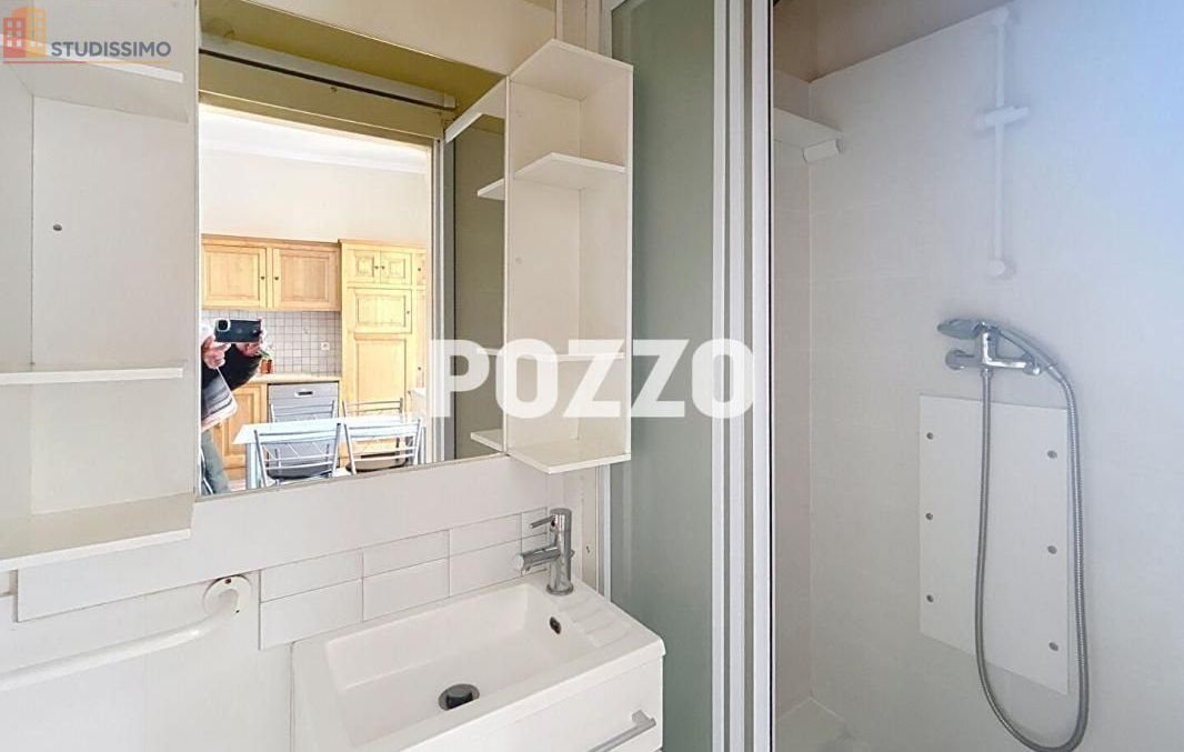 Studio 26m² Granville - Dernier étage, beau potentiel - Photo 1