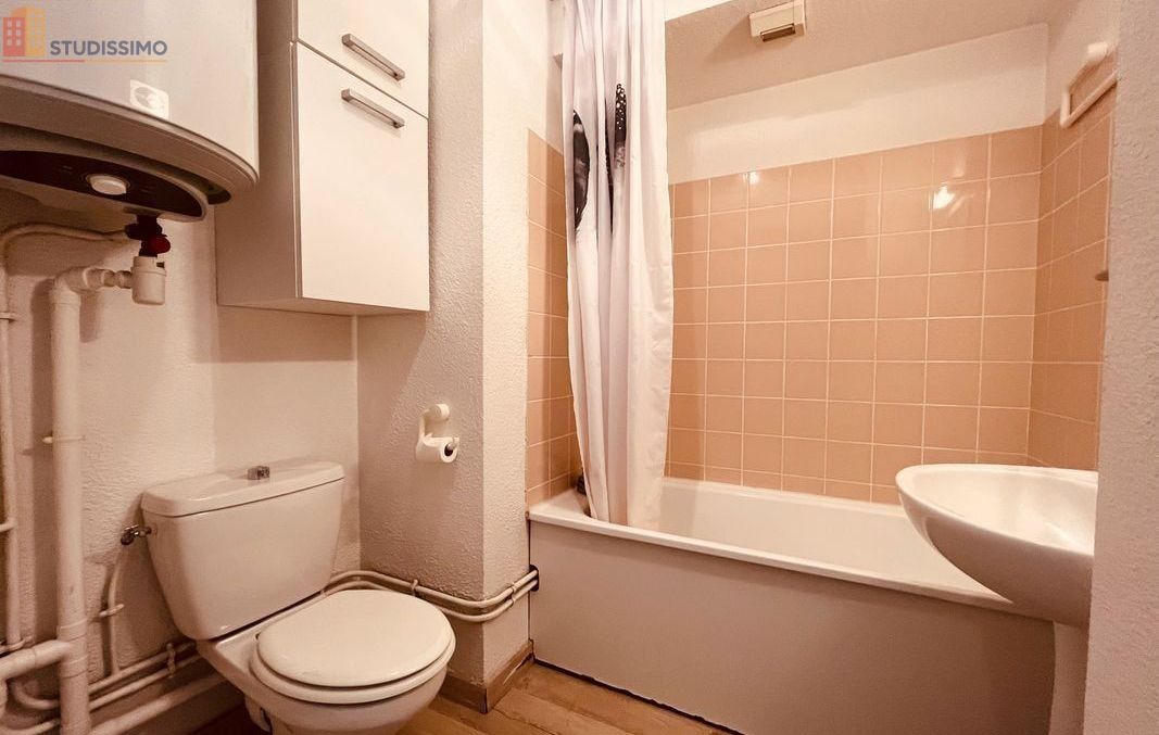 Studio 19m² Rouen centre - Meublé, dernier étage - Photo 2