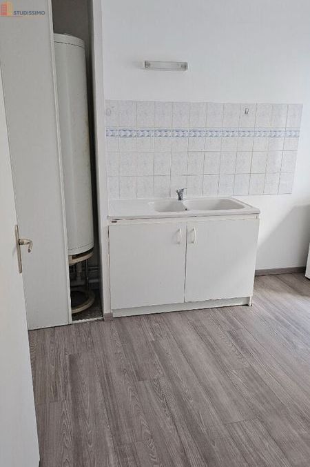 Studio 35m² Elbeuf - Lumineux, 1er étage - Photo 1