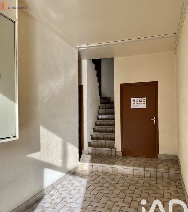 Studio 27m² Reims 51100 - DPE C, 2e étage - Photo 1