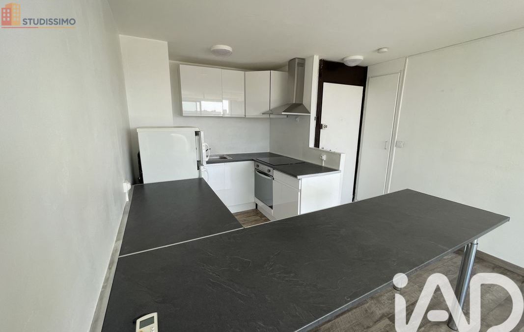 Studio 37m² Reims - Dernier étage, lumineux - Photo 8