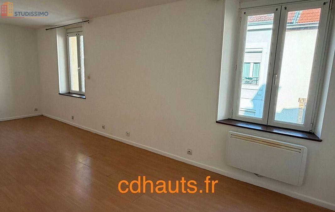 Studio à Reims