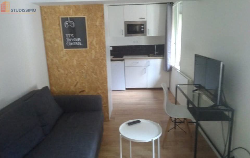 Studio meublé 16m² Rouen centre - Charges comprises, Internet - Photo 2