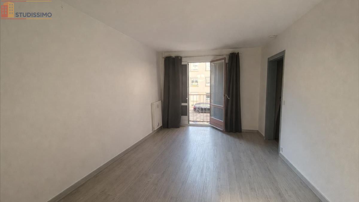 Studio à Reims