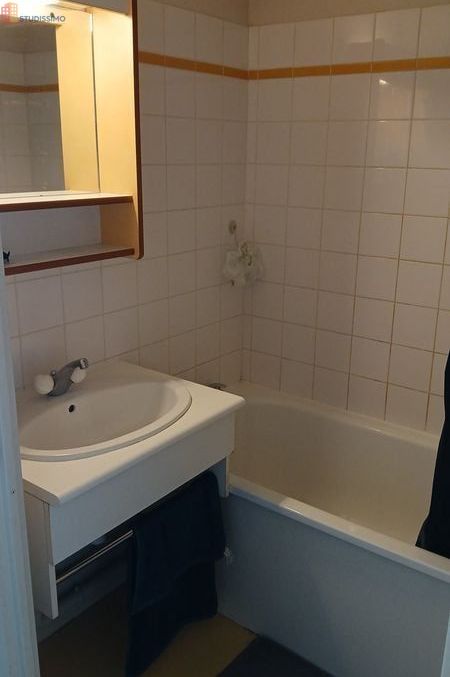 Studio meublé 24m² Rouen 76000 - Proche fac, dernier étage - Photo 1