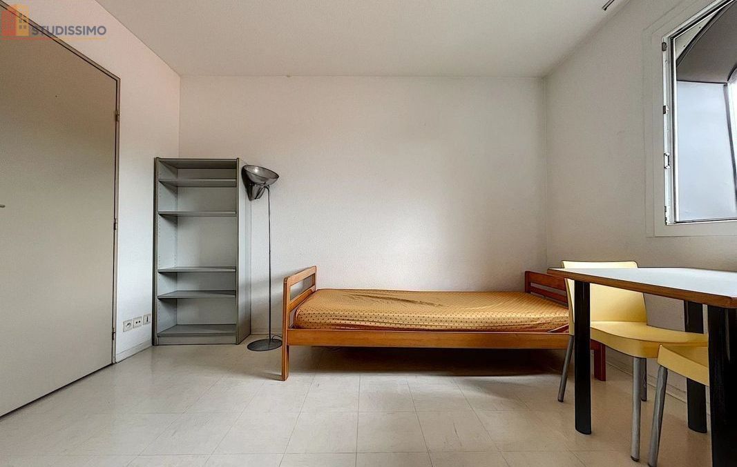 Studio 17m² Reims 51100 - DPE D, clair - Photo 5